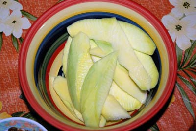 Sliced green mango